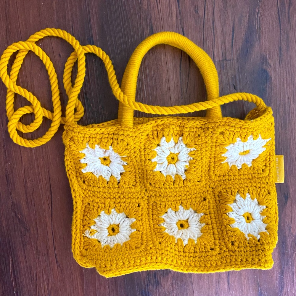 ZARA crochet 🧶 Purse (mini)